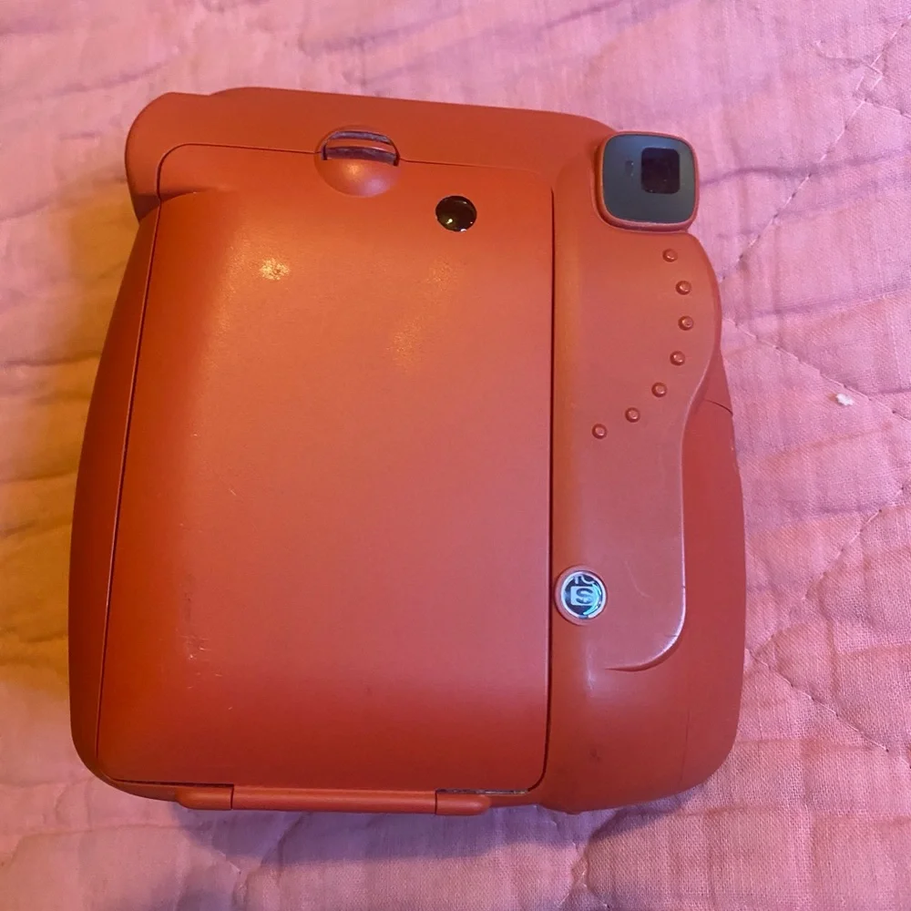 Fujifilm - instax Mini 8 Instant Film Camera - Raspberry